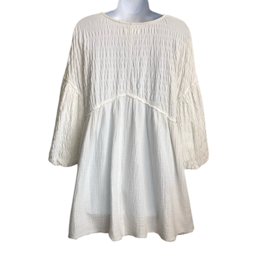 FP We The Free Flower Power White V-Neck Textured Gauze Raw Hem Top size S EUC - Picture 3 of 15